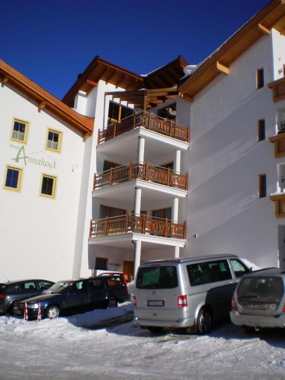 Апартаменты Haus Koenig Обергургль Экстерьер фото